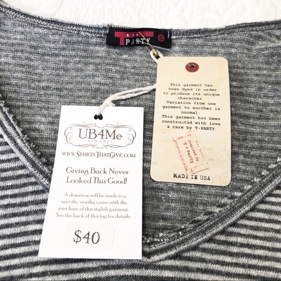 T Party NWT Embroidered Sleeve Gray Stripe Tee - S - Picture 6 of 11